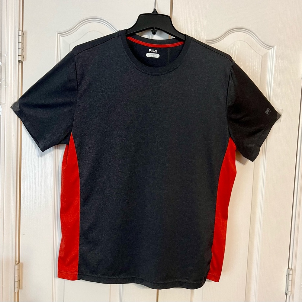 Fila Mens lightweight polyester, breathable dri-fit T-shirt, Sz.XL